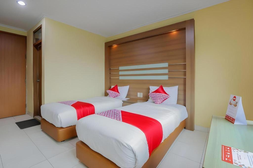 Hotel Senen Indah Syariah Jakarta Extérieur photo