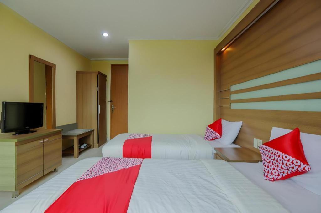 Hotel Senen Indah Syariah Jakarta Extérieur photo