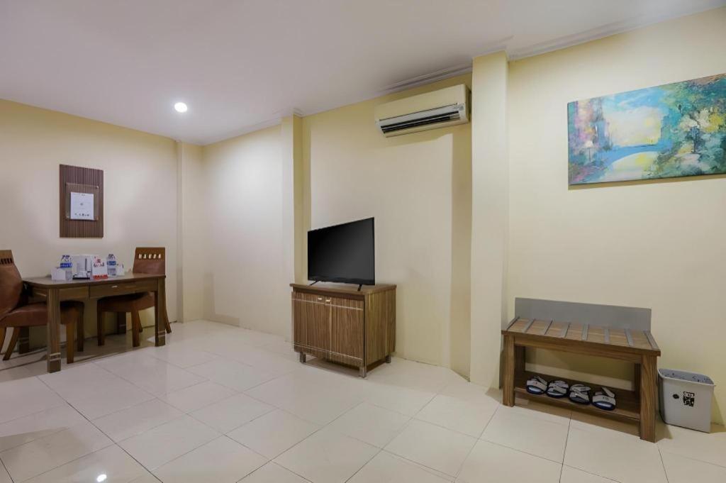 Hotel Senen Indah Syariah Jakarta Extérieur photo