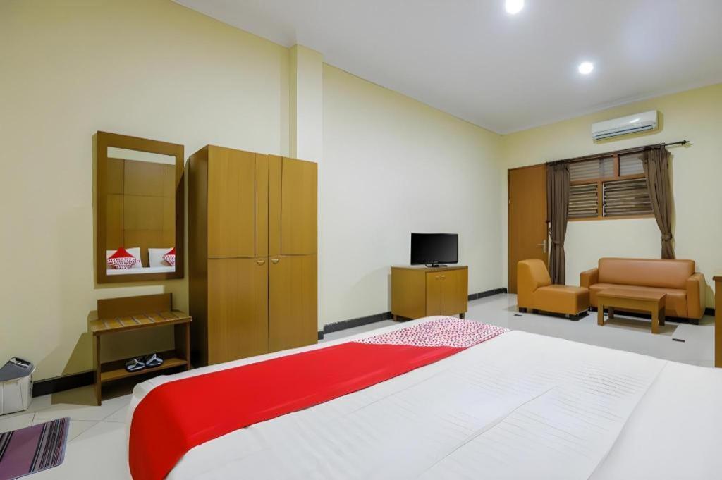 Hotel Senen Indah Syariah Jakarta Extérieur photo