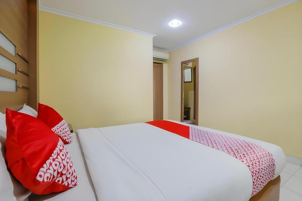 Hotel Senen Indah Syariah Jakarta Extérieur photo