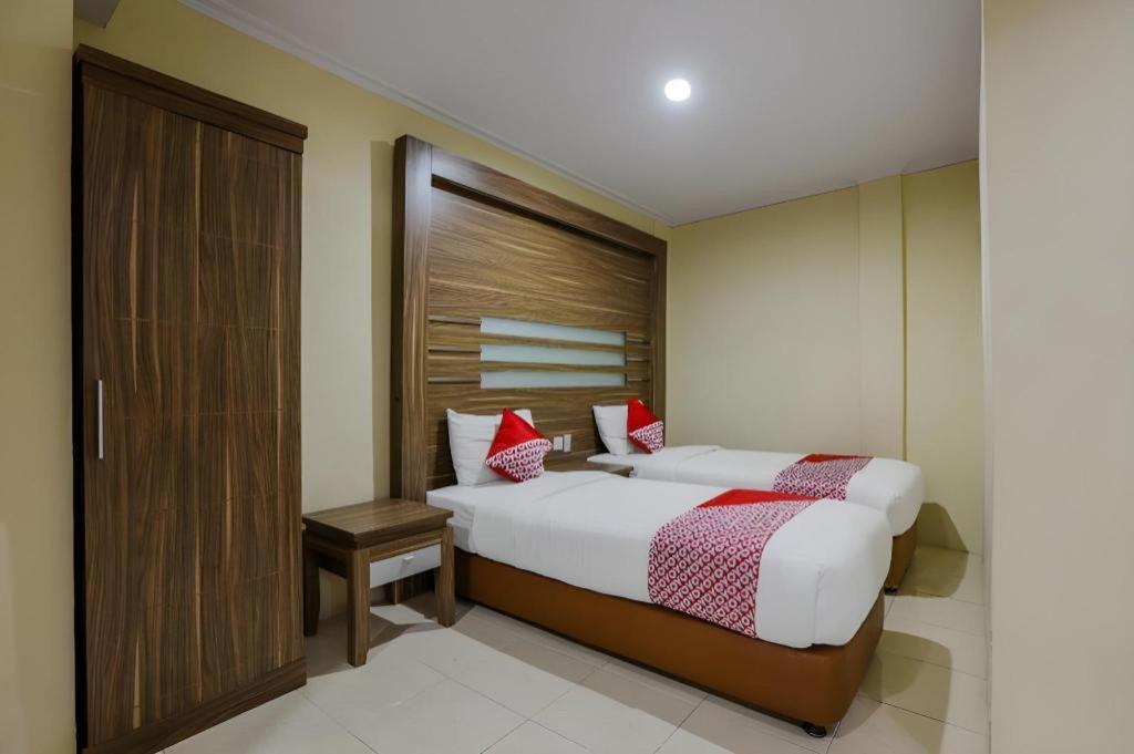 Hotel Senen Indah Syariah Jakarta Extérieur photo
