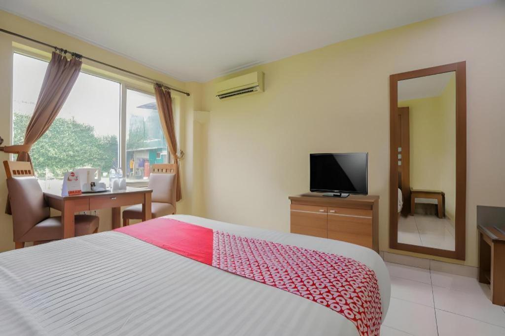 Hotel Senen Indah Syariah Jakarta Extérieur photo